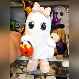 HTF Girl Ghost Figurine w/pink Bow - Halloween Decor